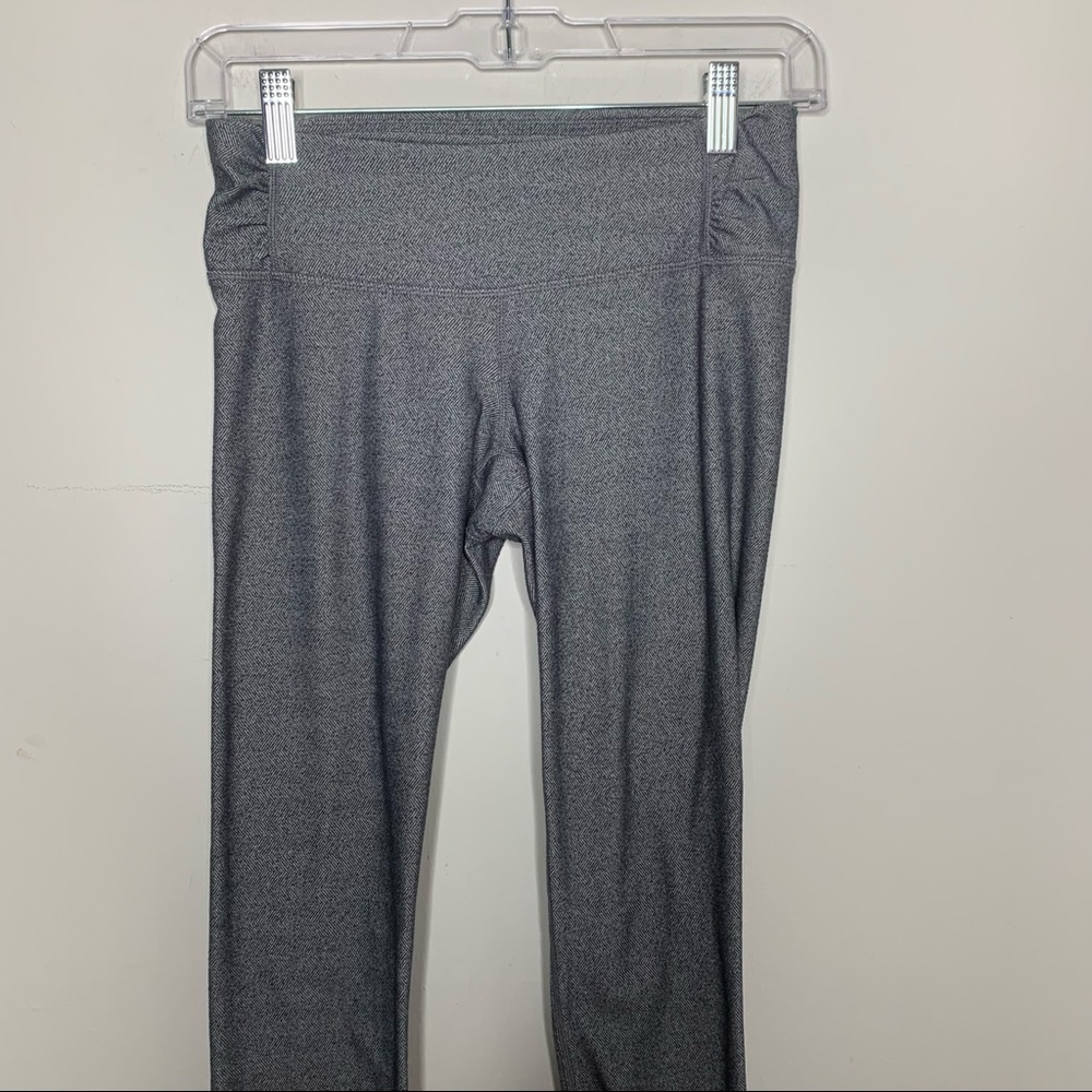 Athleta Womens Gray Herringbone Ruched Leggings - Picture 3 of 10